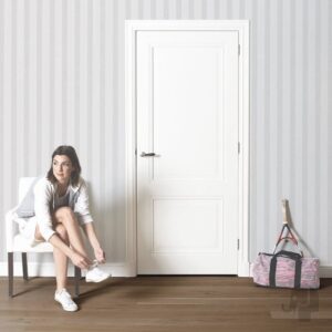 classic-white-sneek
