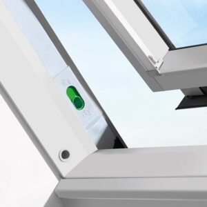 wit-afgelakt-uitzet-tuimeldakraam-hr-fpw-v-u3-fakro
