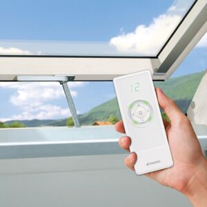 elektrische-solar-dakraam-onderhoudsarm-ftu-v-u3-solar
