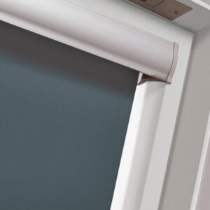 lichtdoorlatend-rolgordijn-251-diep-marineblauw-fakro-ars